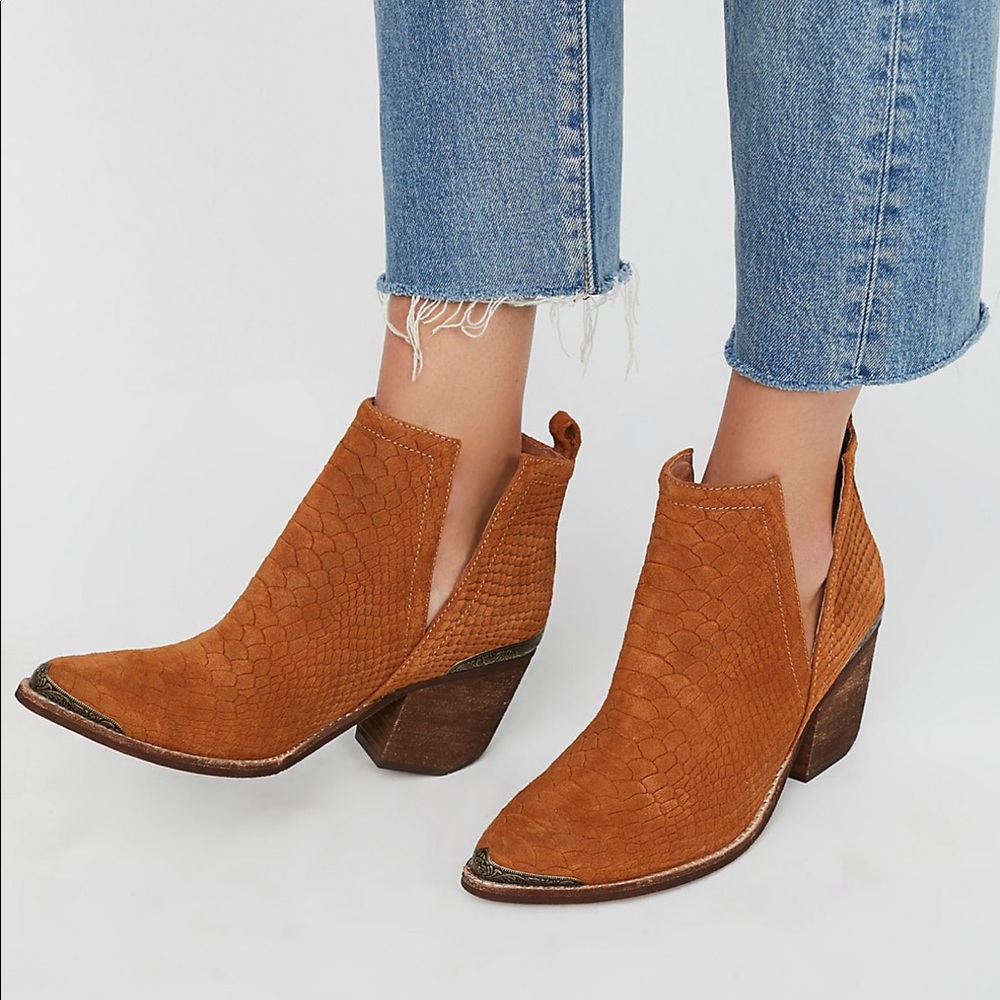 Jeffrey Campbell Hunt The Plains Boot